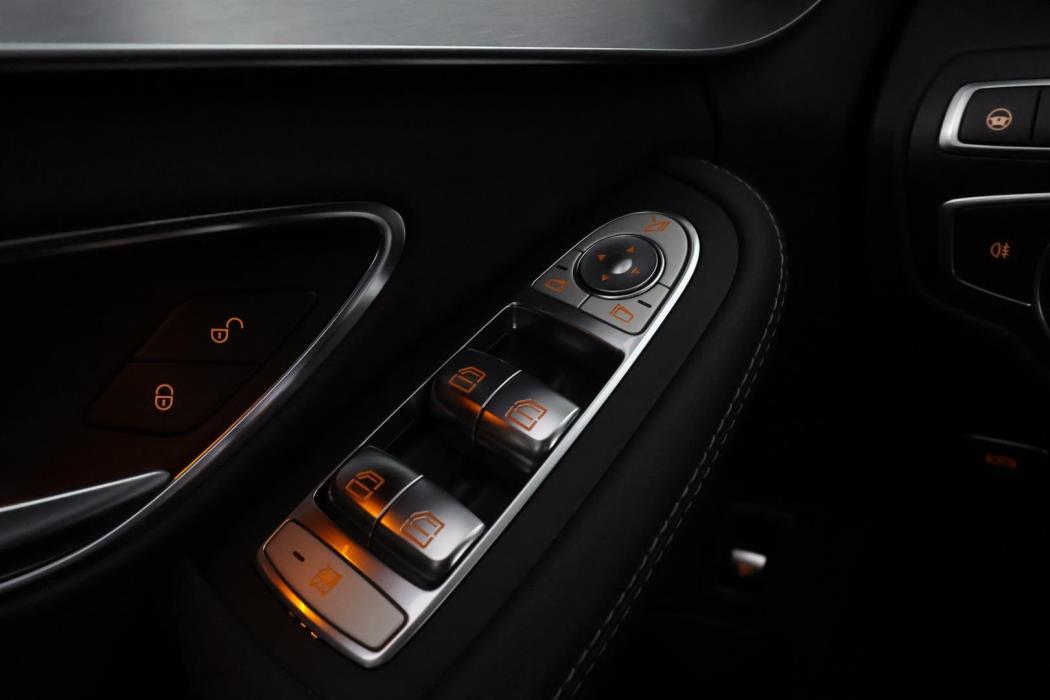 Mercedes-Benz C 2020