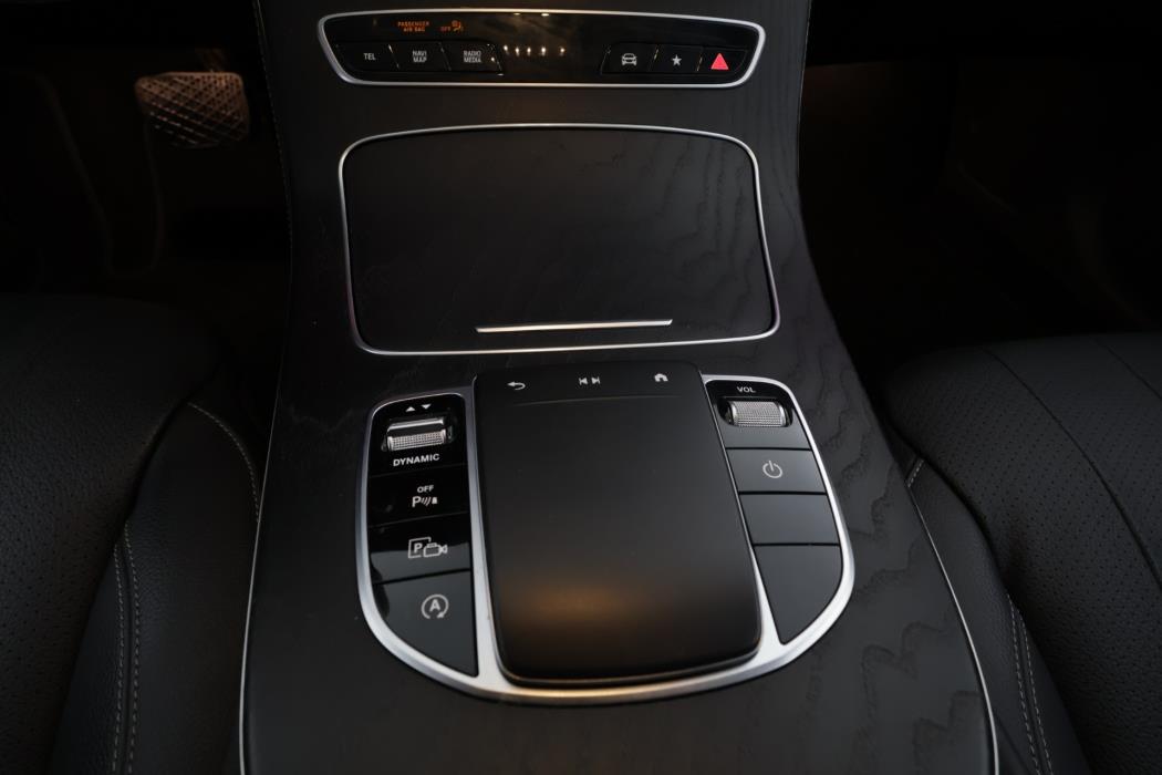 Mercedes-Benz E 2022