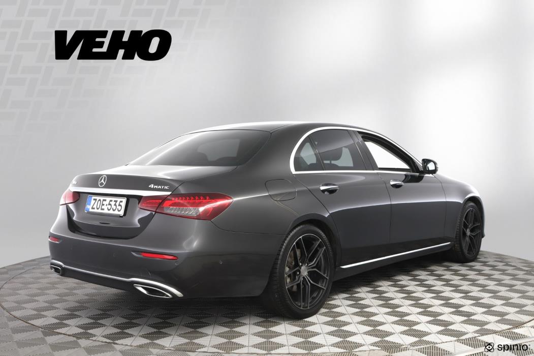 Mercedes-Benz E 2022