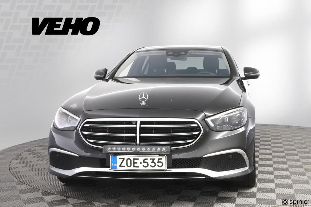 Mercedes-Benz E 2022