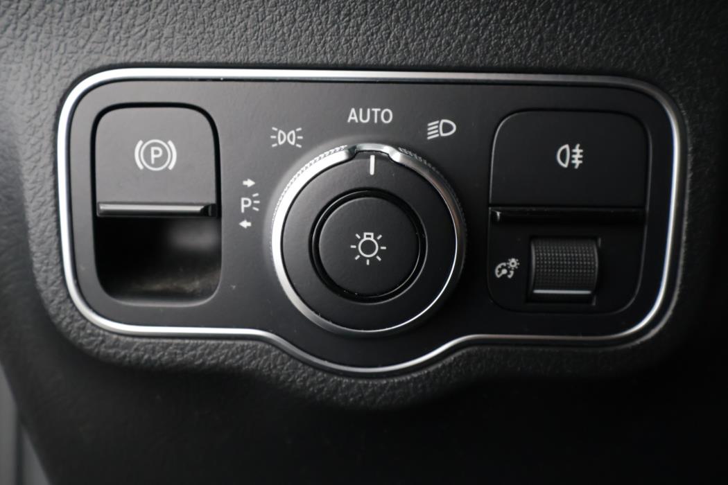 Mercedes-Benz EQA 2023