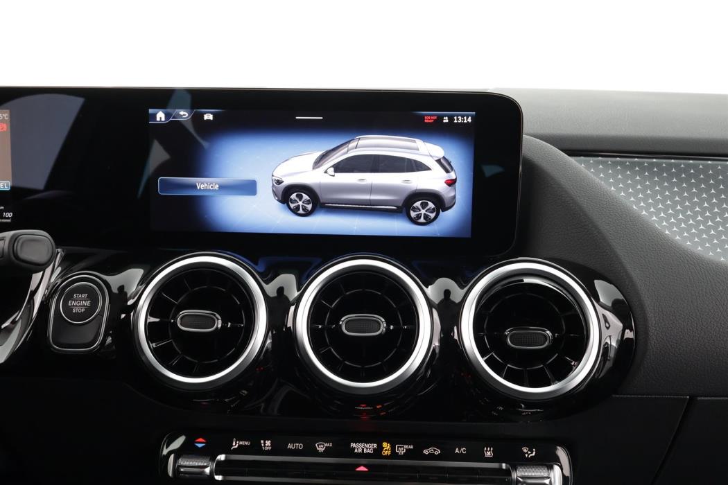 Mercedes-Benz GLA 2025