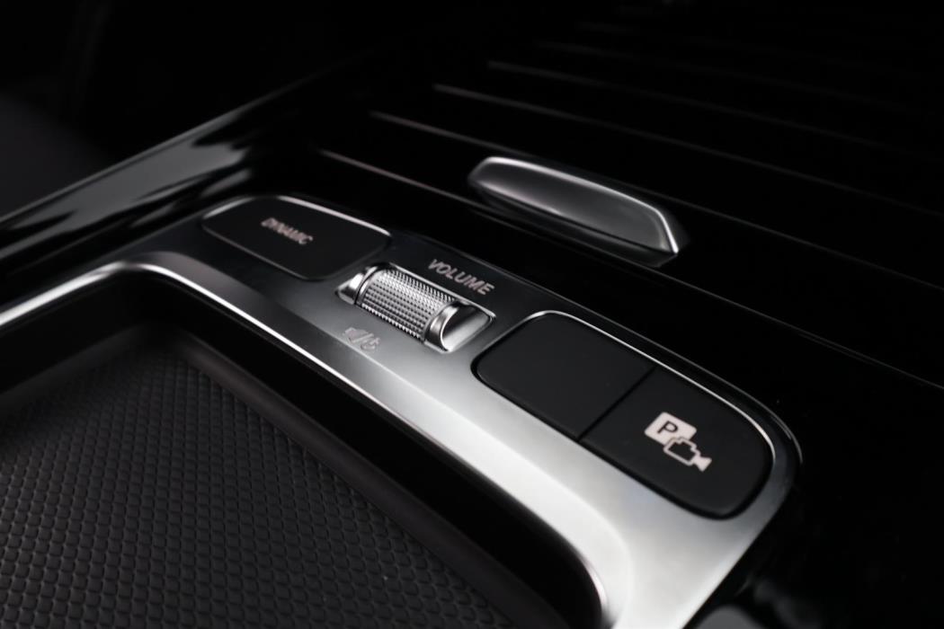 Mercedes-Benz GLA 2025