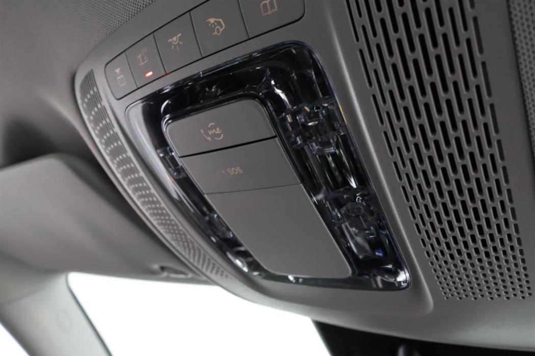 Mercedes-Benz GLA 2025