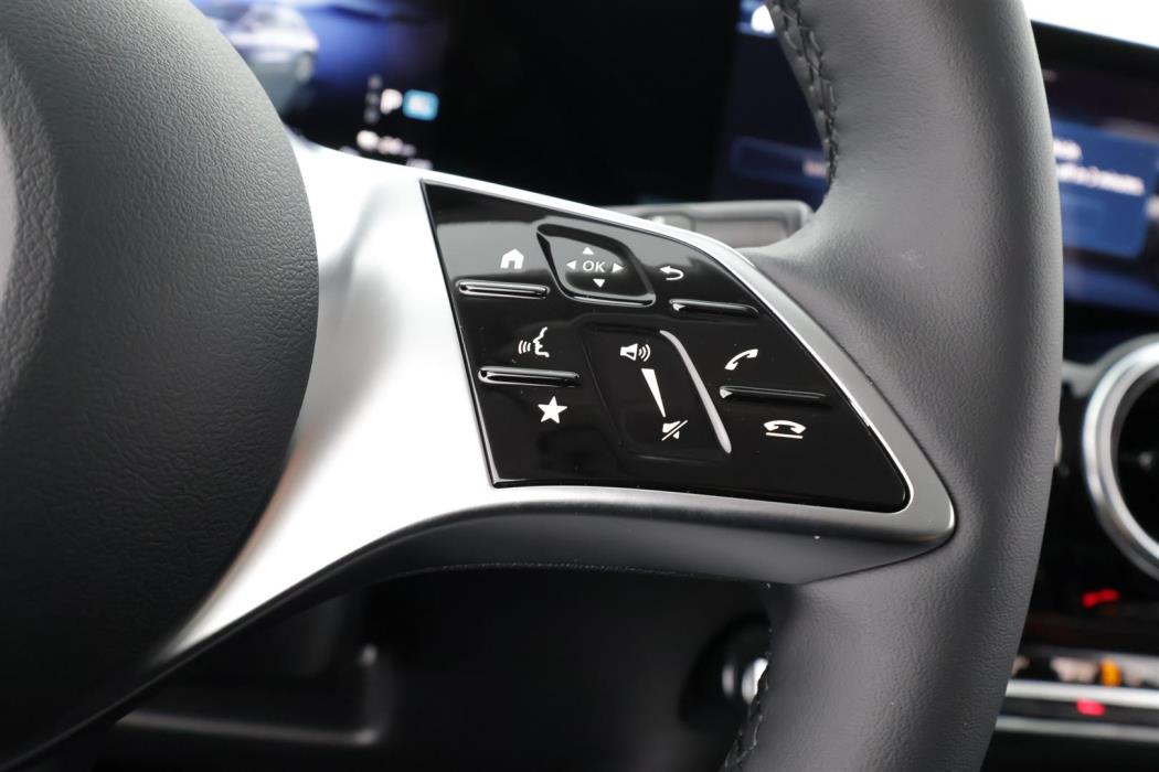 Mercedes-Benz GLA 2025