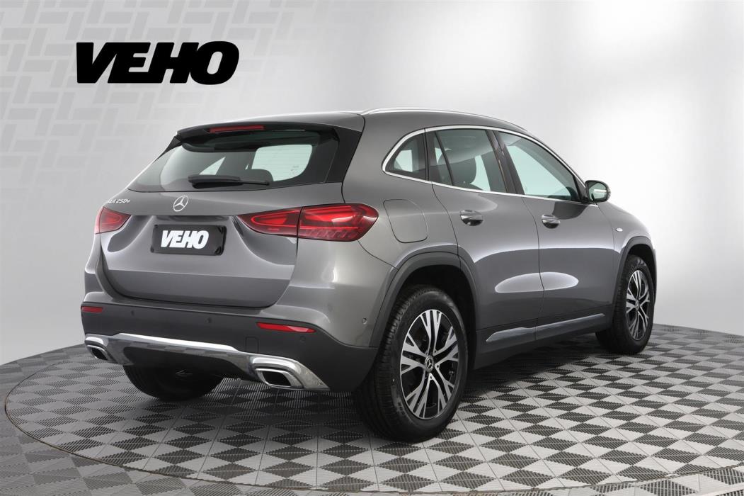 Mercedes-Benz GLA 2025