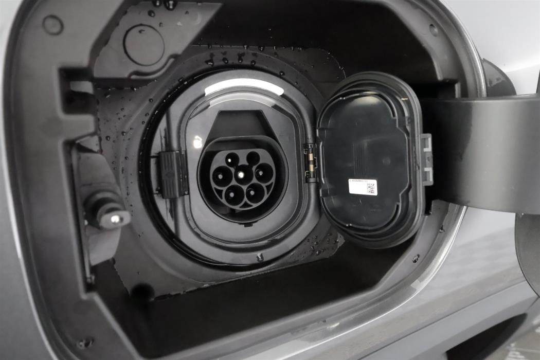 Mercedes-Benz GLA 2025