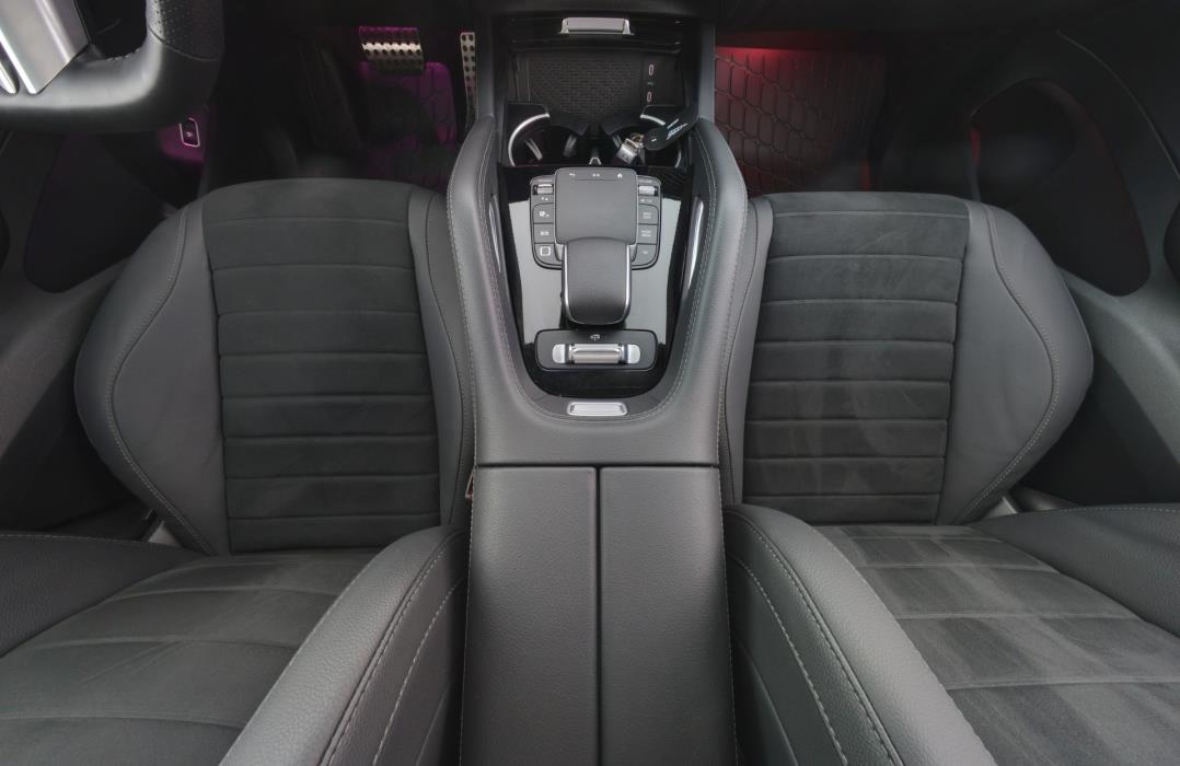 Mercedes-Benz GLE 2025