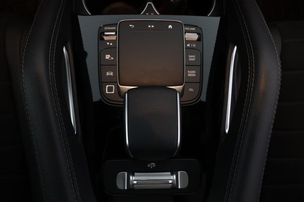 Mercedes-Benz GLE 2025
