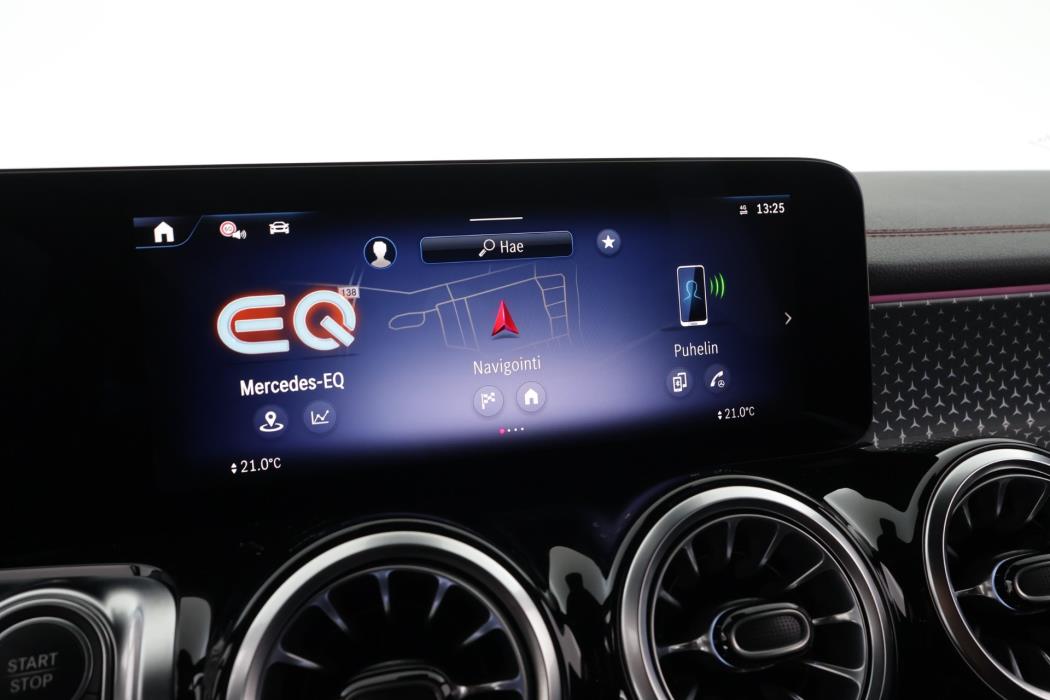 Mercedes-Benz EQB 2025