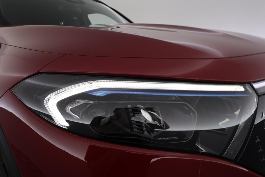 Mercedes-Benz EQB 2025