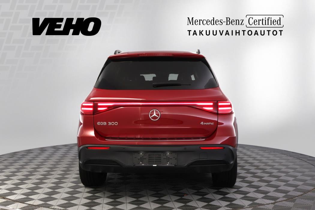 Mercedes-Benz EQB 2025