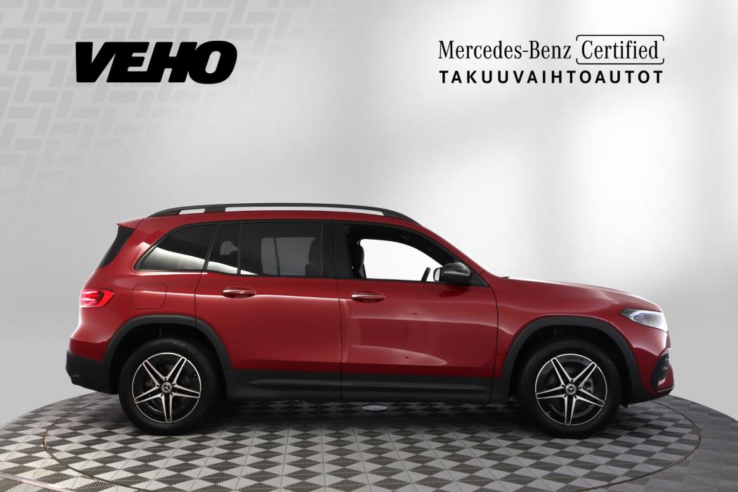 Mercedes-Benz EQB 2025