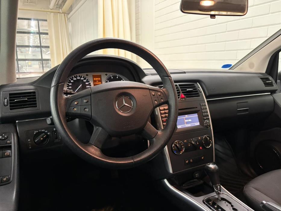 Mercedes-Benz B 2011