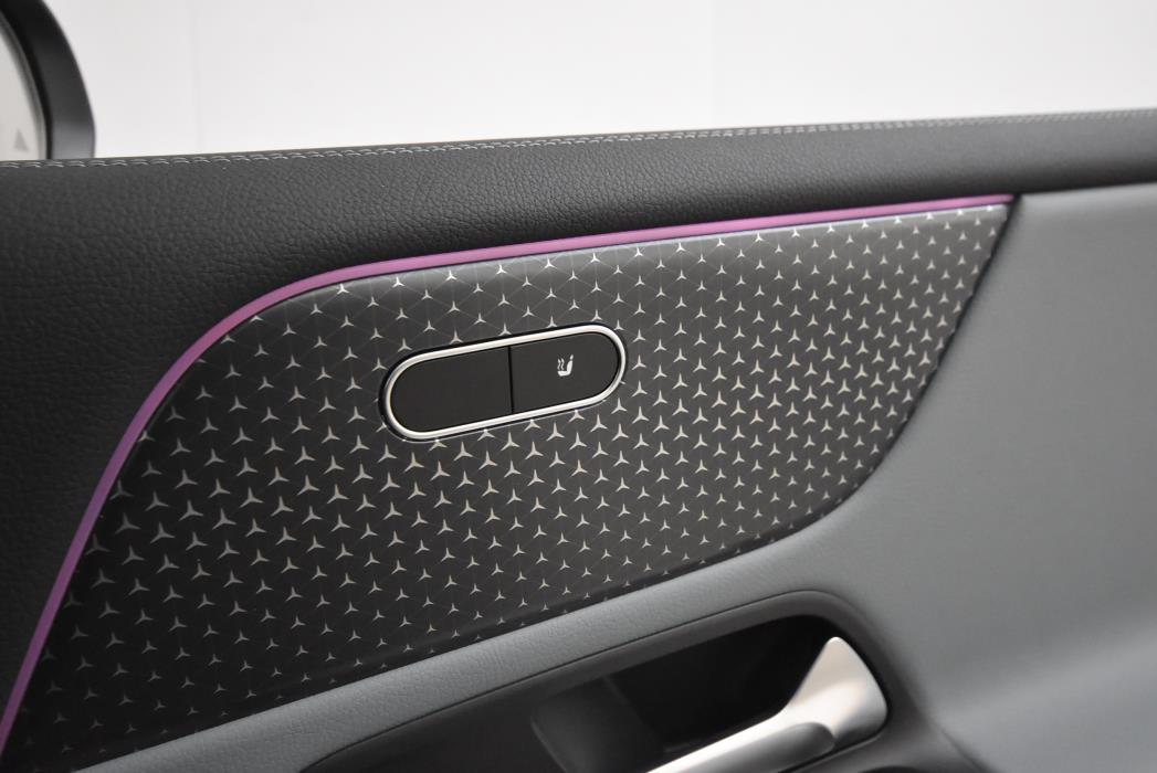 Mercedes-Benz EQB 2025