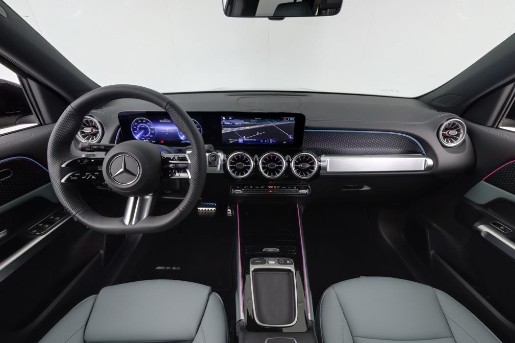 Mercedes-Benz EQB 2025