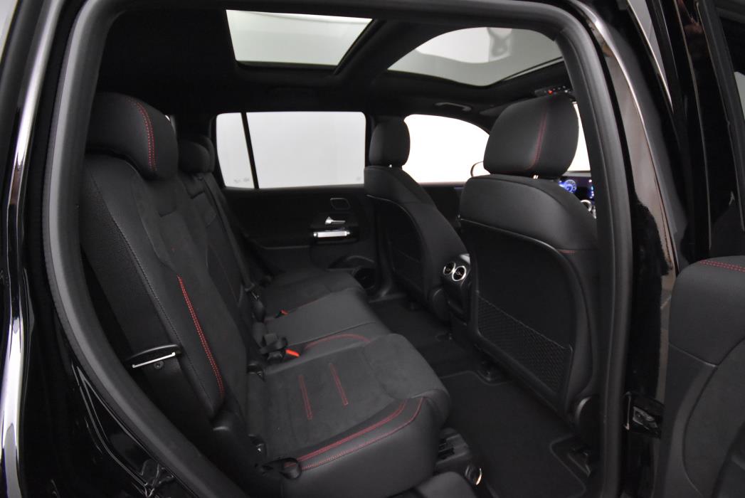 Mercedes-Benz EQB 2024