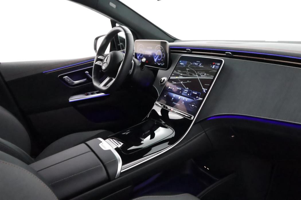 MERCEDES-BENZ EQE SUV 2024