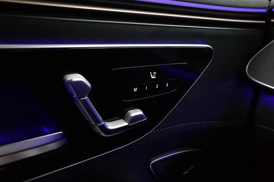 MERCEDES-BENZ EQE SUV 2024