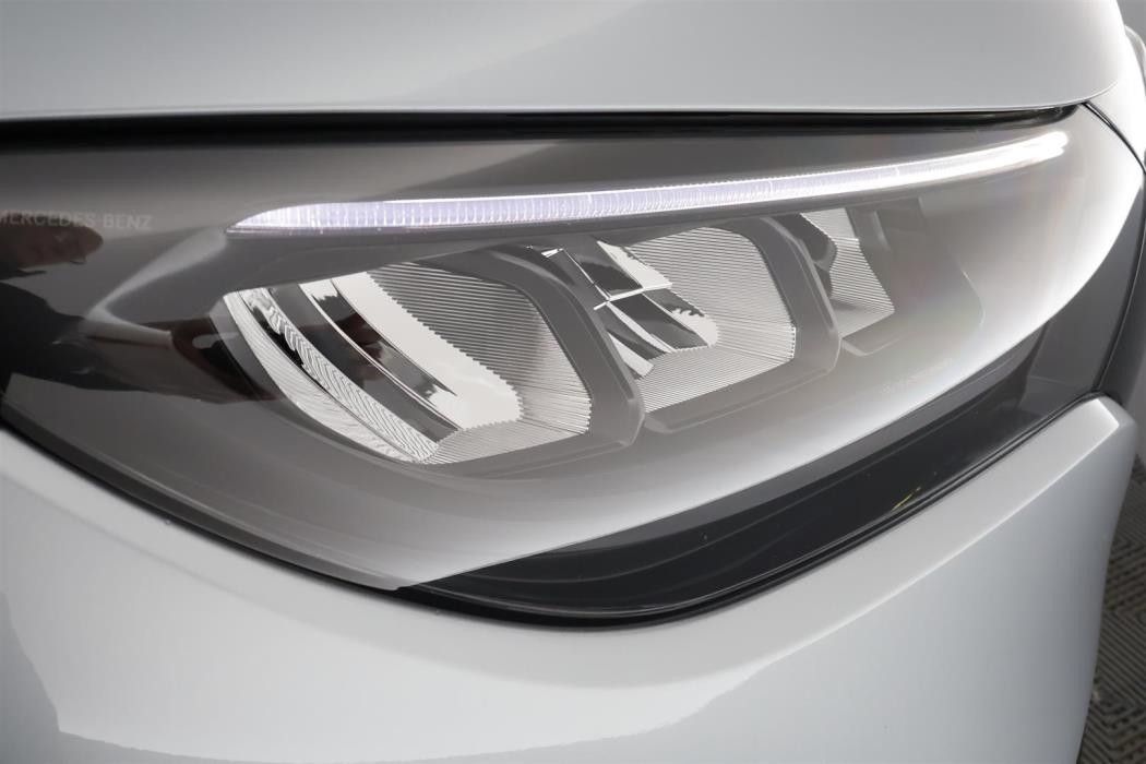 MERCEDES-BENZ EQE SUV 2024