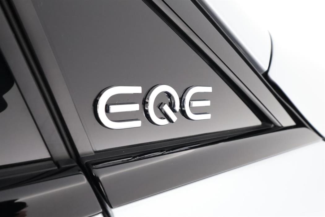 MERCEDES-BENZ EQE SUV 2024
