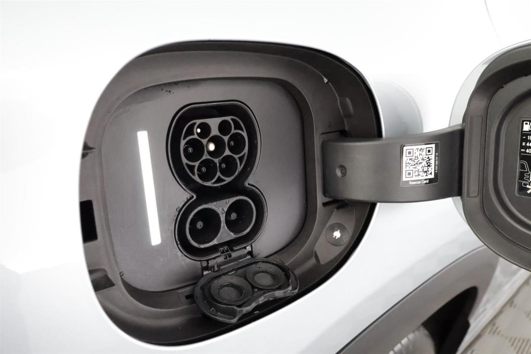 MERCEDES-BENZ EQE SUV 2024