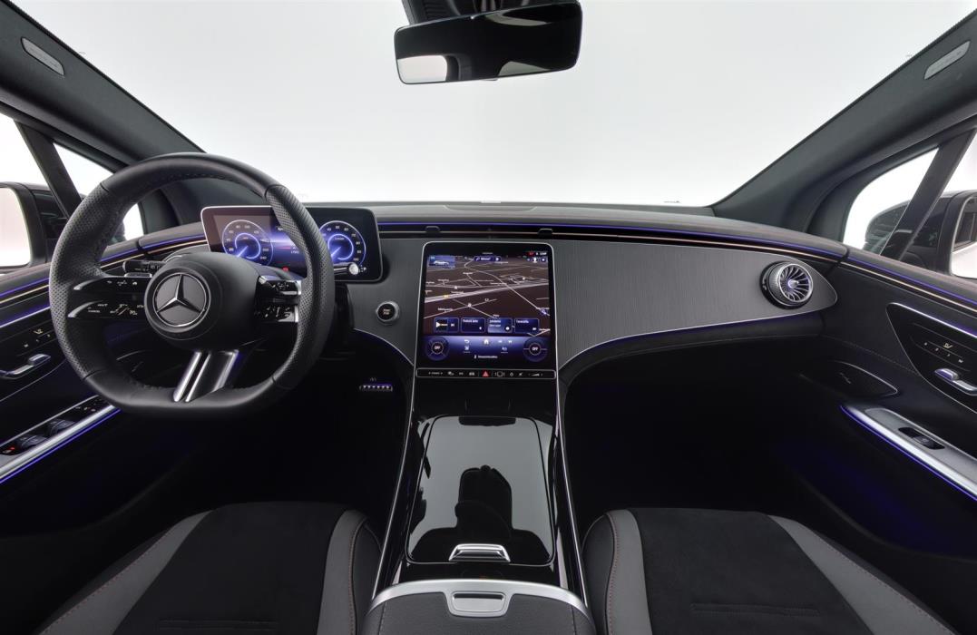 MERCEDES-BENZ EQE SUV 2024