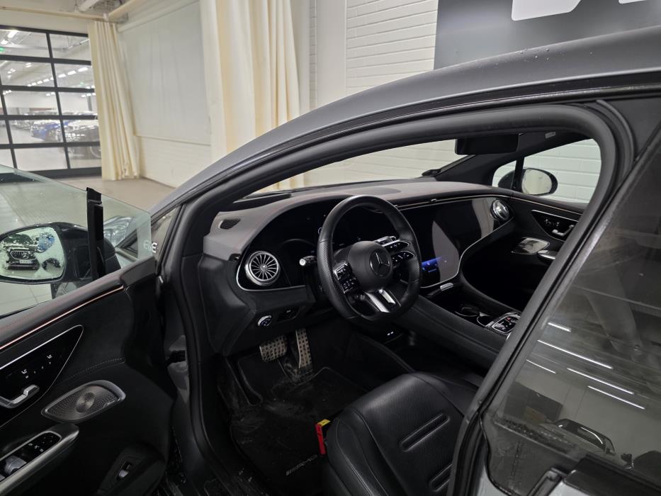 Mercedes-Benz EQE 2022