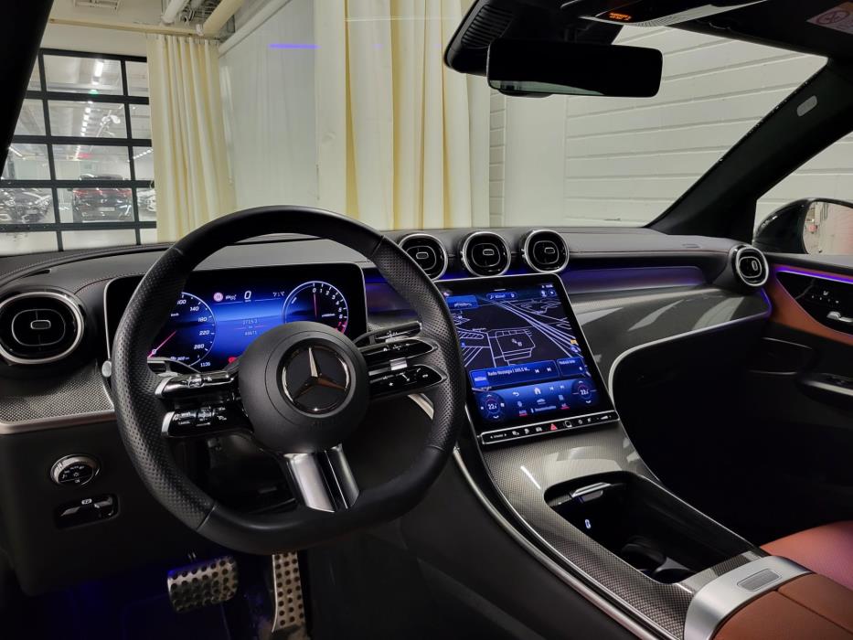 Mercedes-Benz GLC 2023