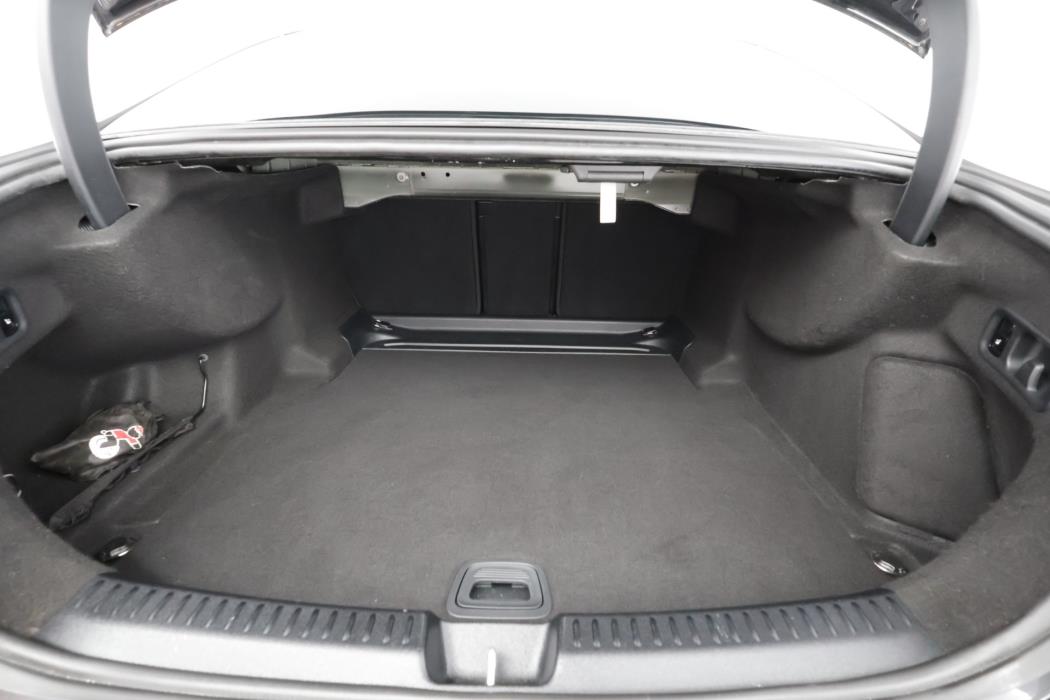 Mercedes-Benz E 2024