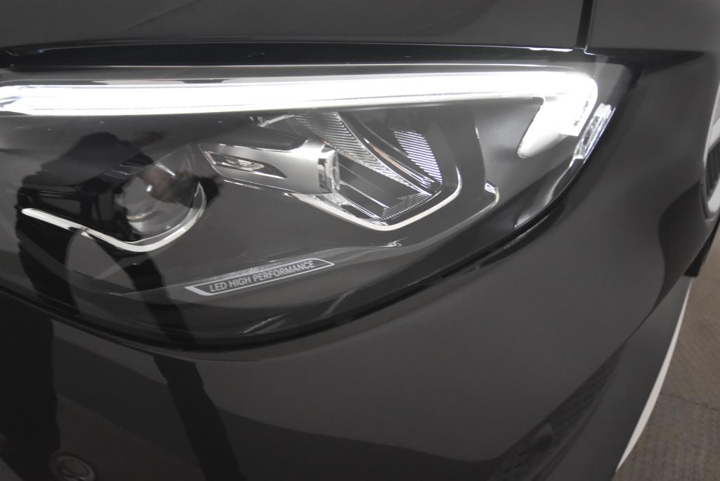Mercedes-Benz C 2025