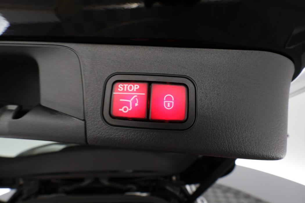 Mercedes-Benz EQB 2025