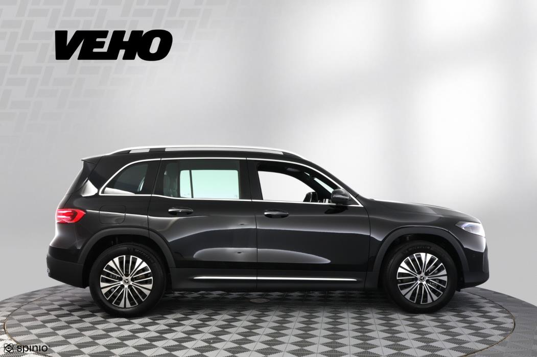 Mercedes-Benz EQB 2025