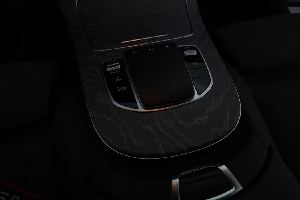 Mercedes-Benz E 2021