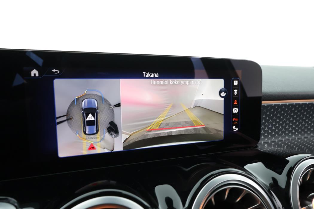 Mercedes-Benz EQB 2024