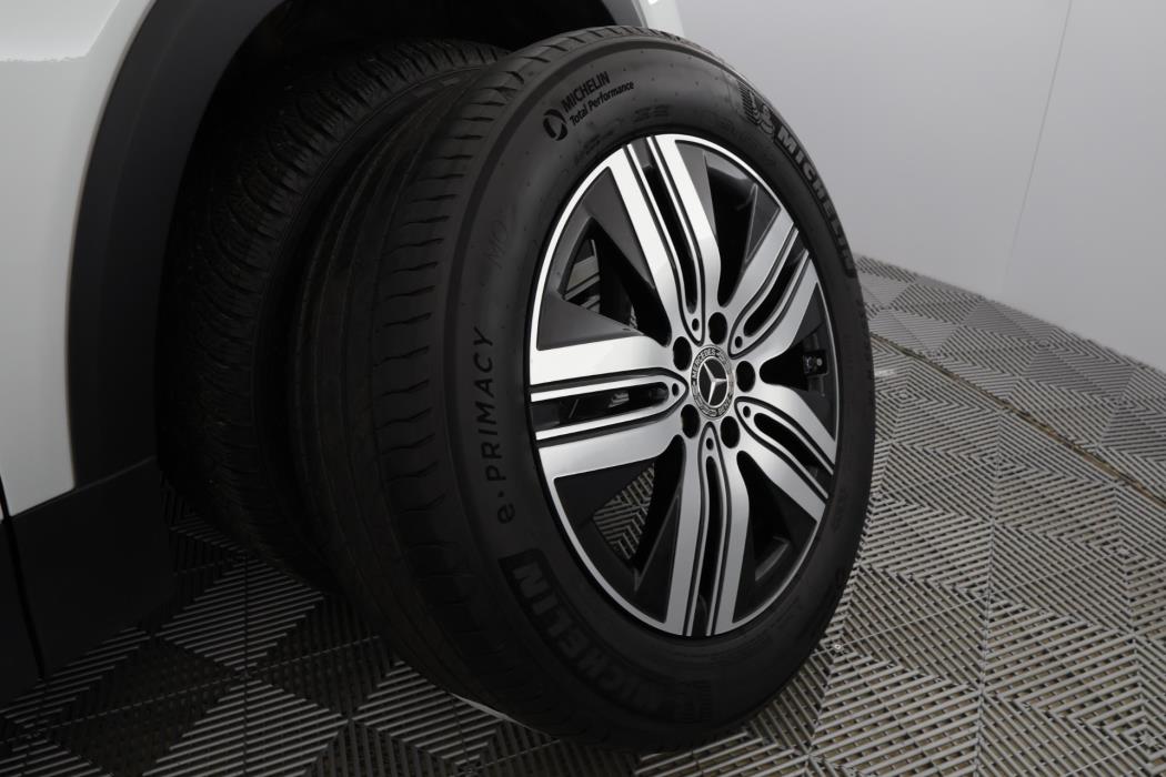 Mercedes-Benz EQB 2024