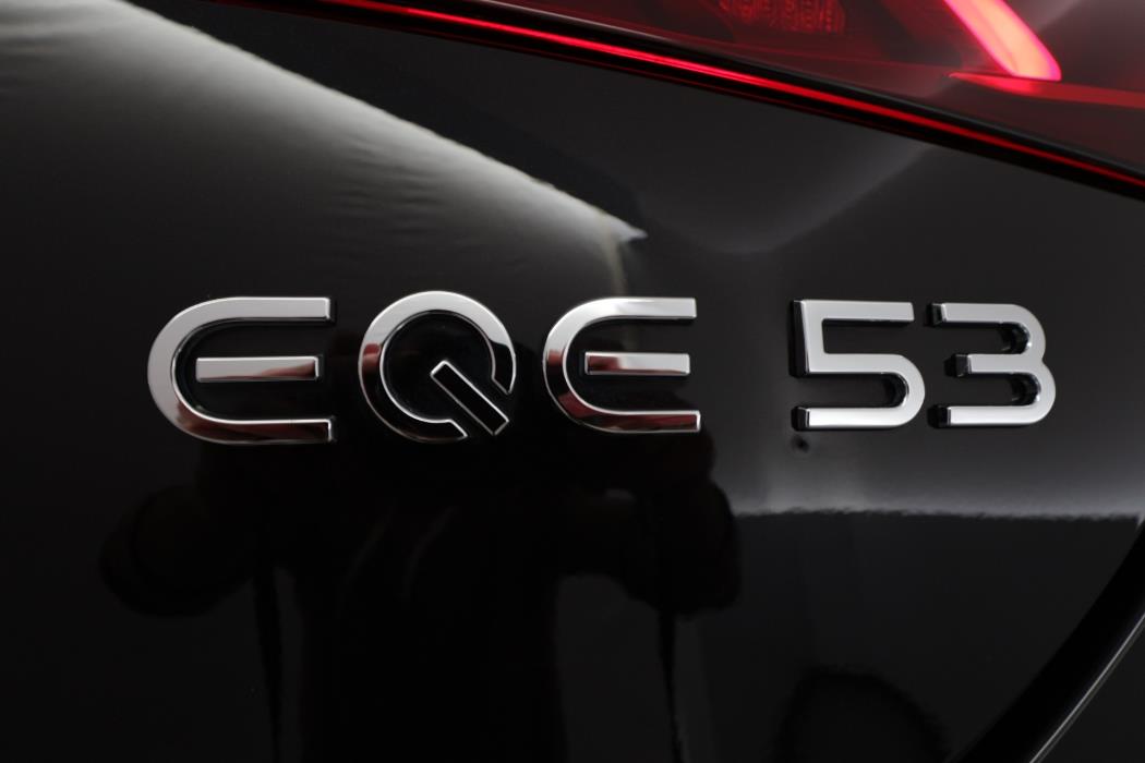 Mercedes-Benz EQE 2025