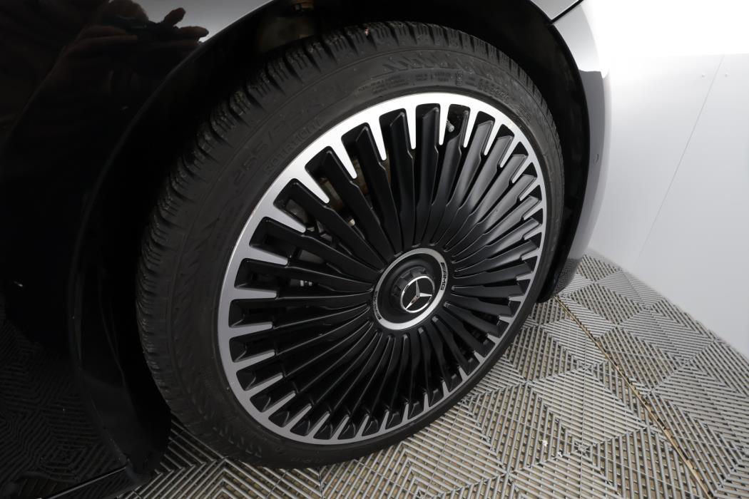 Mercedes-Benz EQE 2025