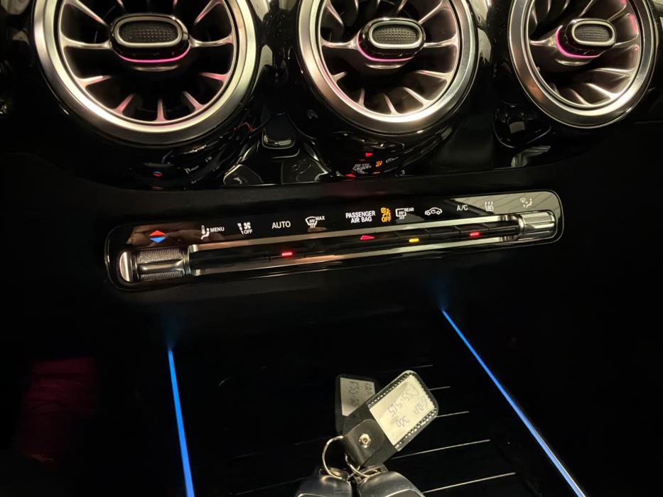 Mercedes-Benz EQA 2024