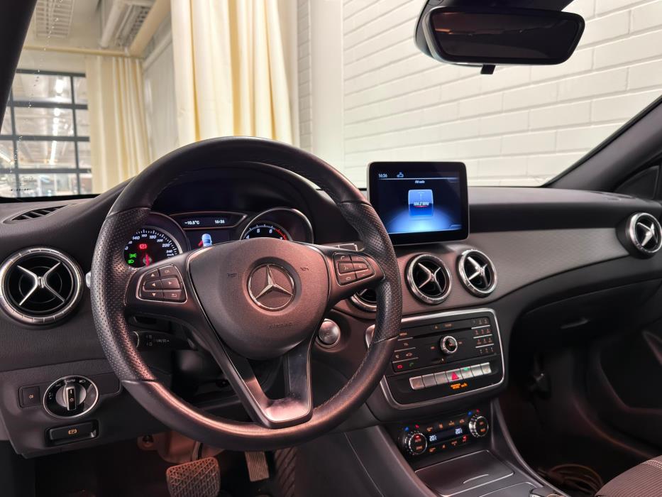 Mercedes-Benz CLA 2019