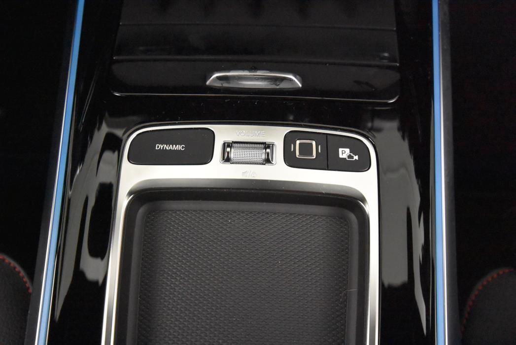 Mercedes-Benz EQB 2024