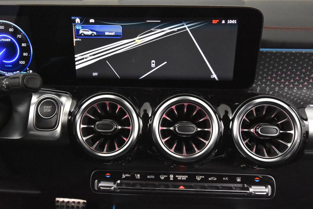 Mercedes-Benz EQB 2024