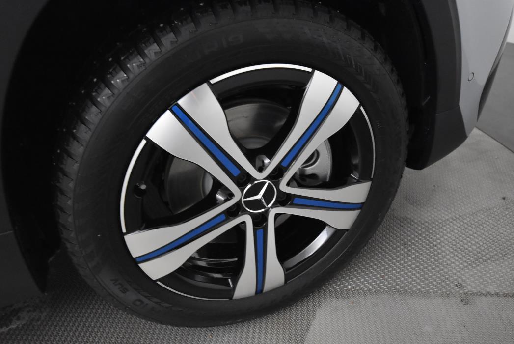 Mercedes-Benz EQB 2024