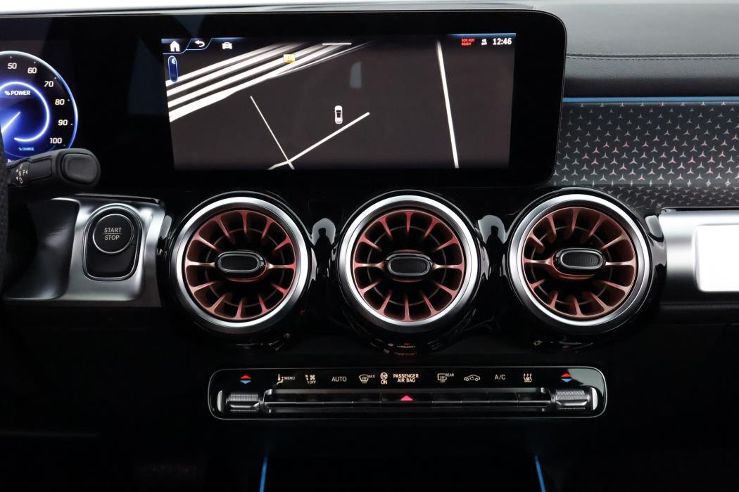 Mercedes-Benz EQB 2025