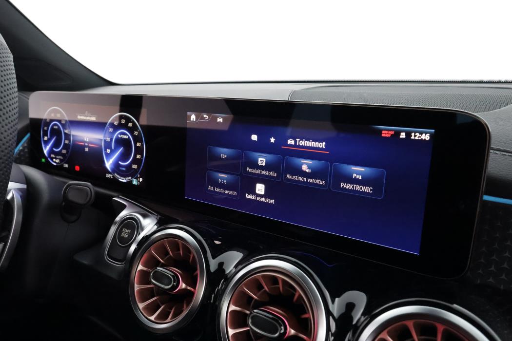 Mercedes-Benz EQB 2025