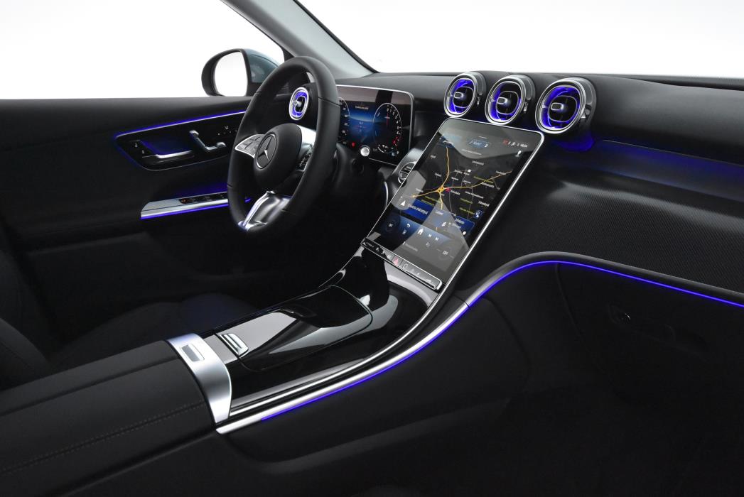 Mercedes-Benz GLC 2025