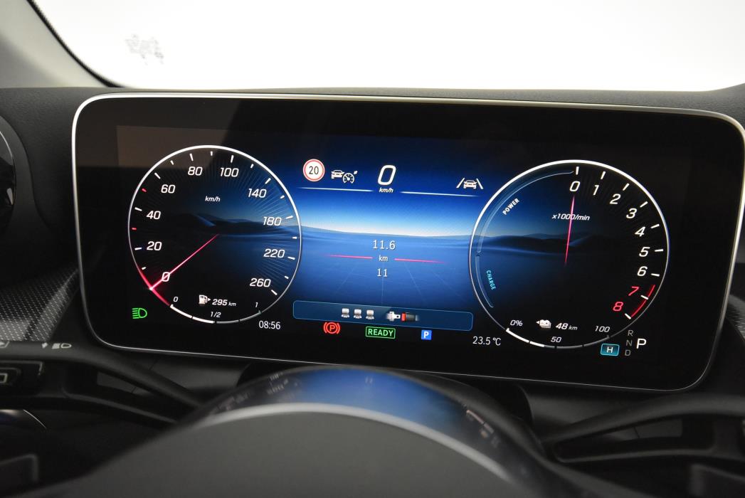 Mercedes-Benz GLC 2025