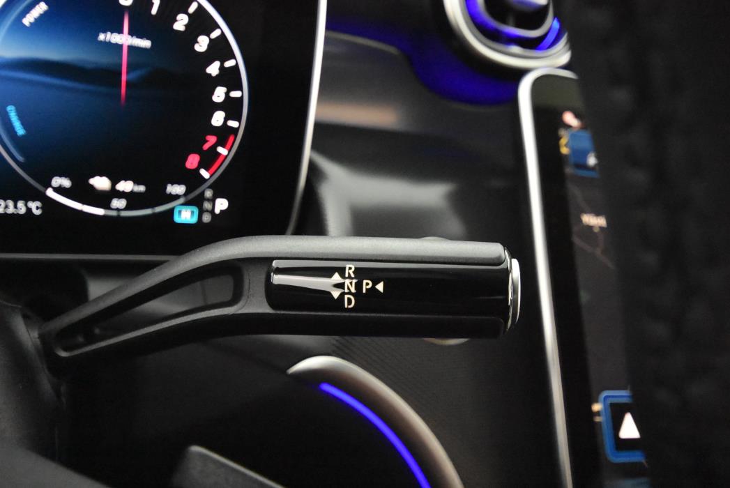 Mercedes-Benz GLC 2025