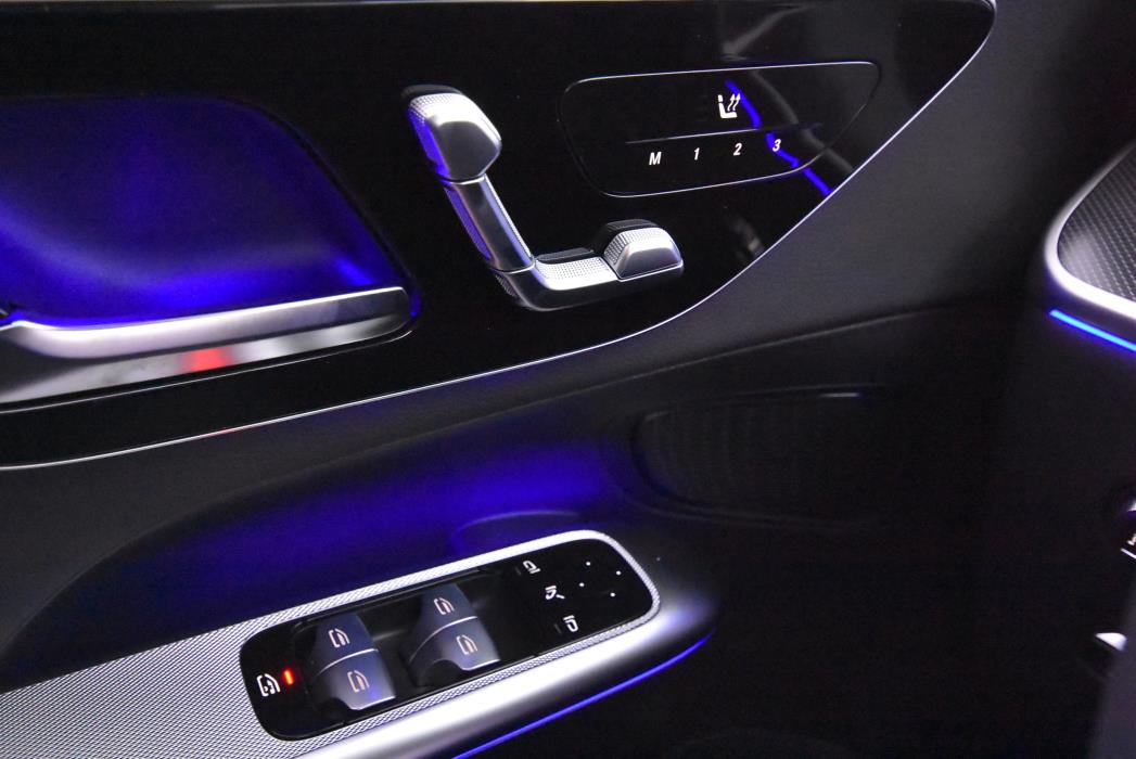 Mercedes-Benz GLC 2025