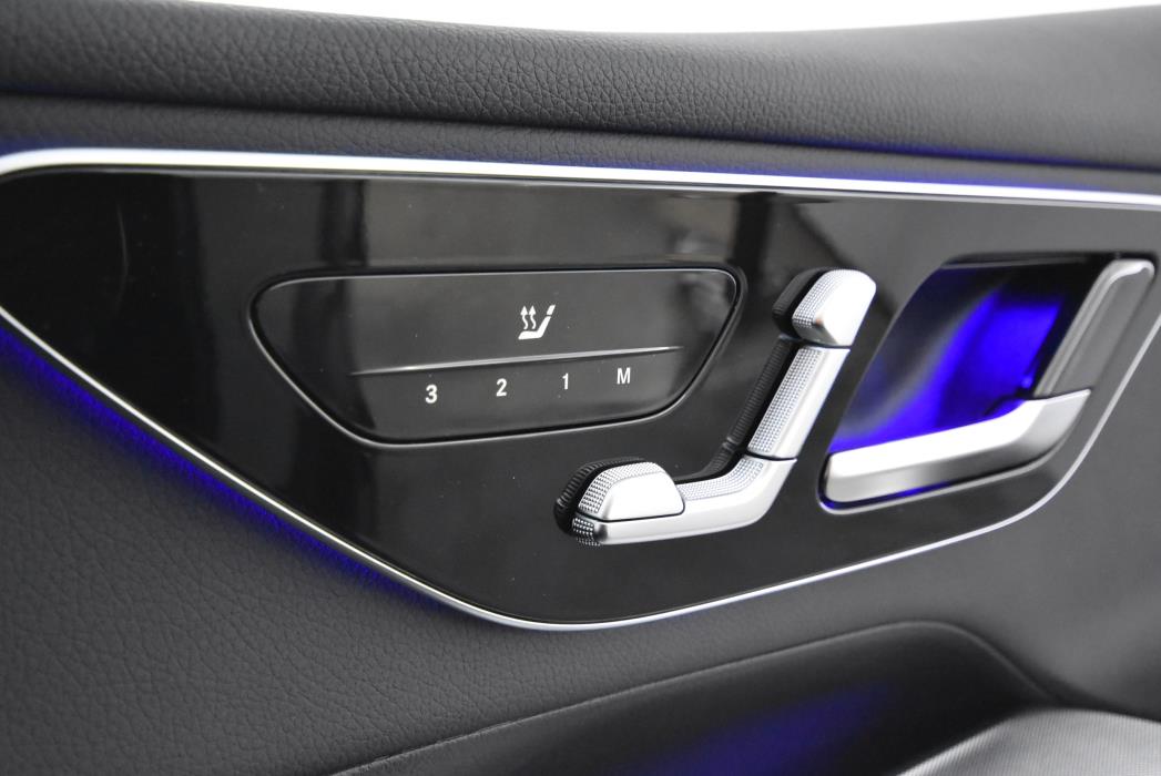 Mercedes-Benz GLC 2025